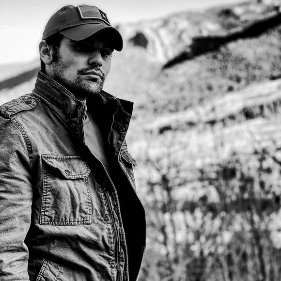 Meet your Posher, Archie - Picture 1 of 4